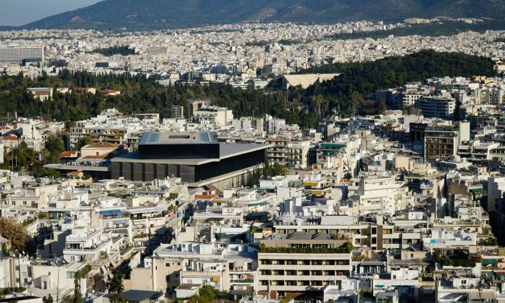 Χατζηδάκης: "Ραγδαία αύξηση ξένων επενδύσεων στα ακίνητα"